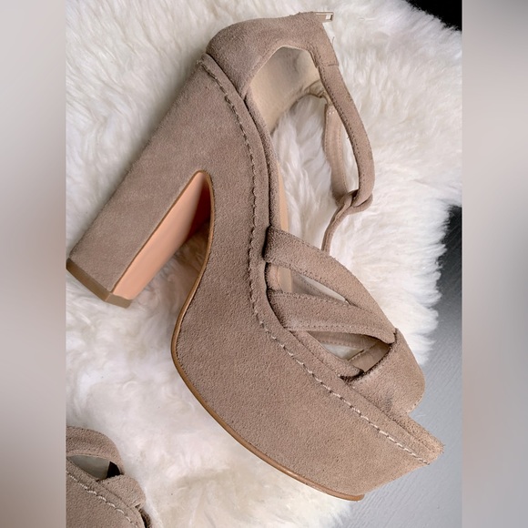 Steve Madden Gabbi Suede Chunky Platform Heels - Picture 7 of 7